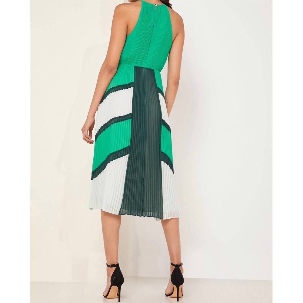 NEW TED BAKER nellina dip hem pleated dress in green - Picture 3 of 3